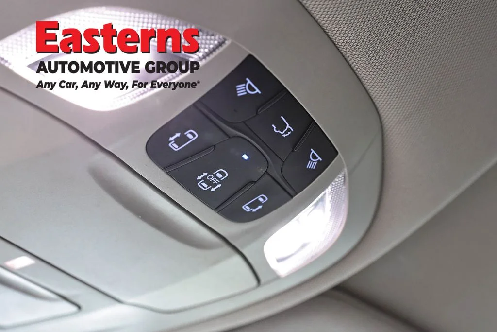 Used 2024 Black Chrysler LX image 21