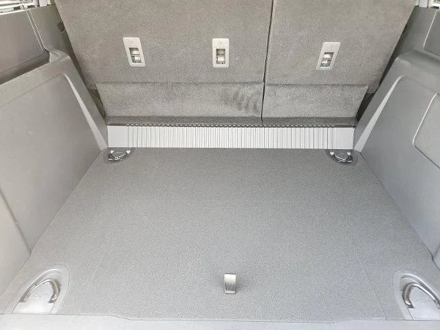 New 2026 Avalanche Gray Ford Outer Banks® image 44