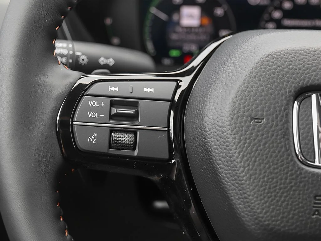 New 2026  Honda TOURING HYBRID Top trim. Top efficiency. Top choic image 15