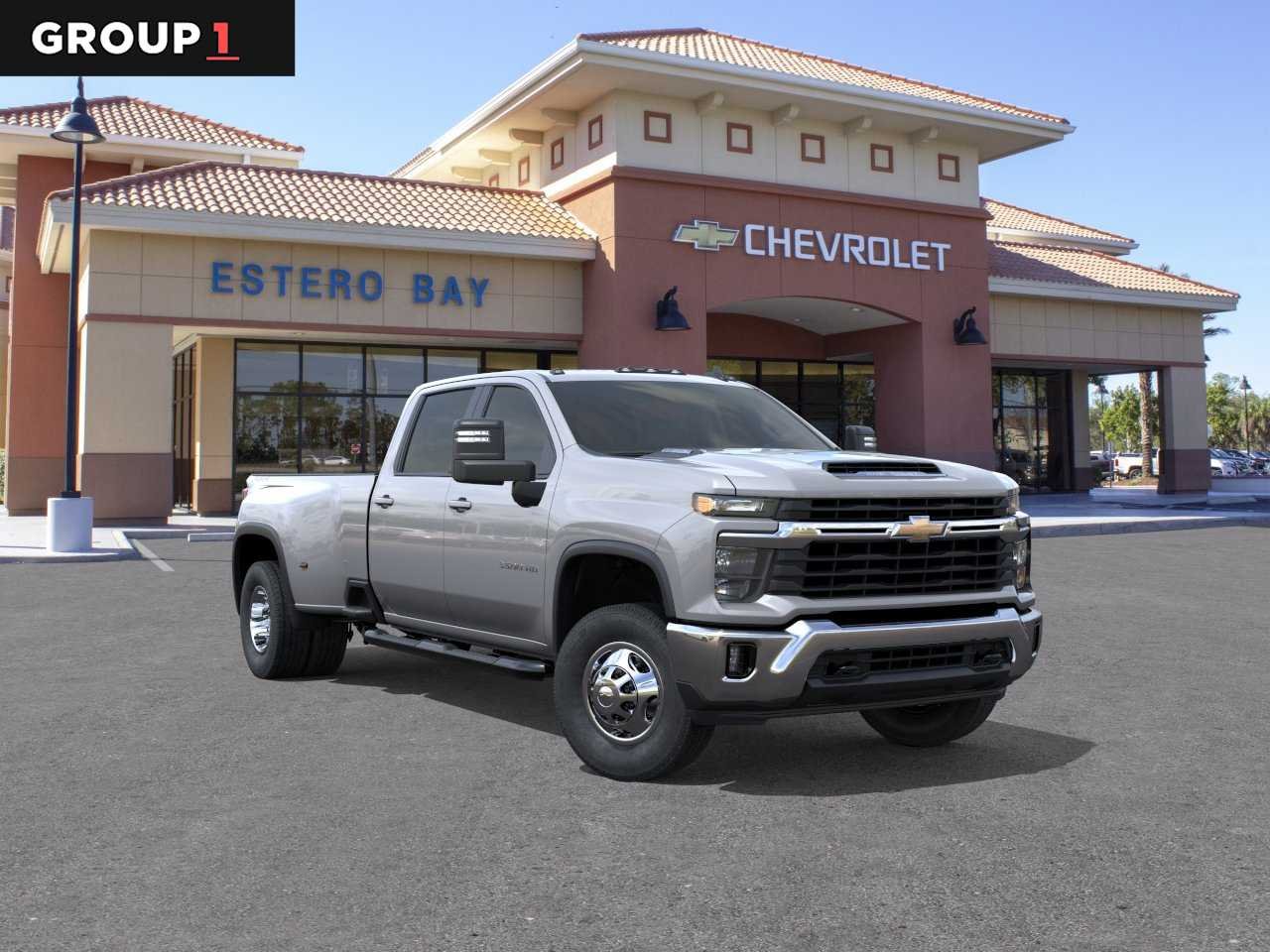2026 Chevrolet Silverado HD LT 4WD Crew Cab Long Box DRW's photo