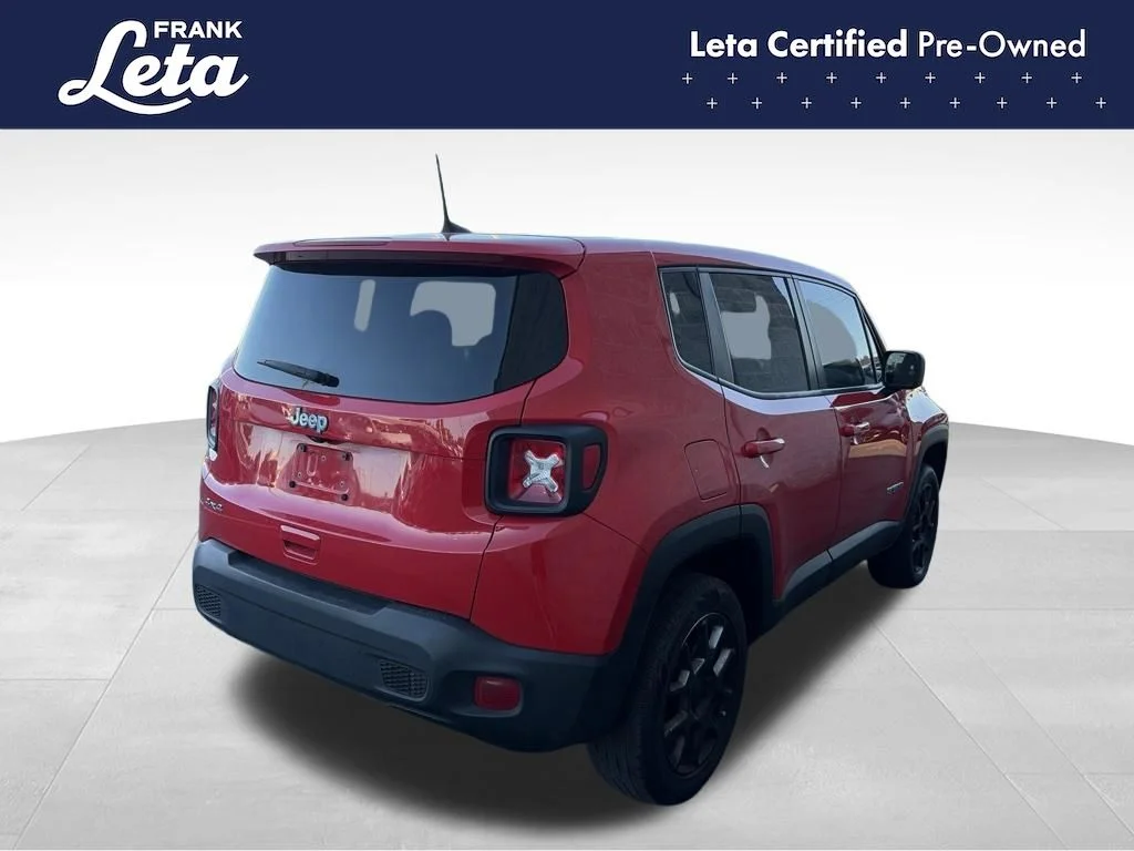 Used 2023 Red Jeep Latitude image 6