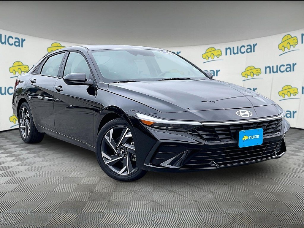 2025 Hyundai Elantra Blue