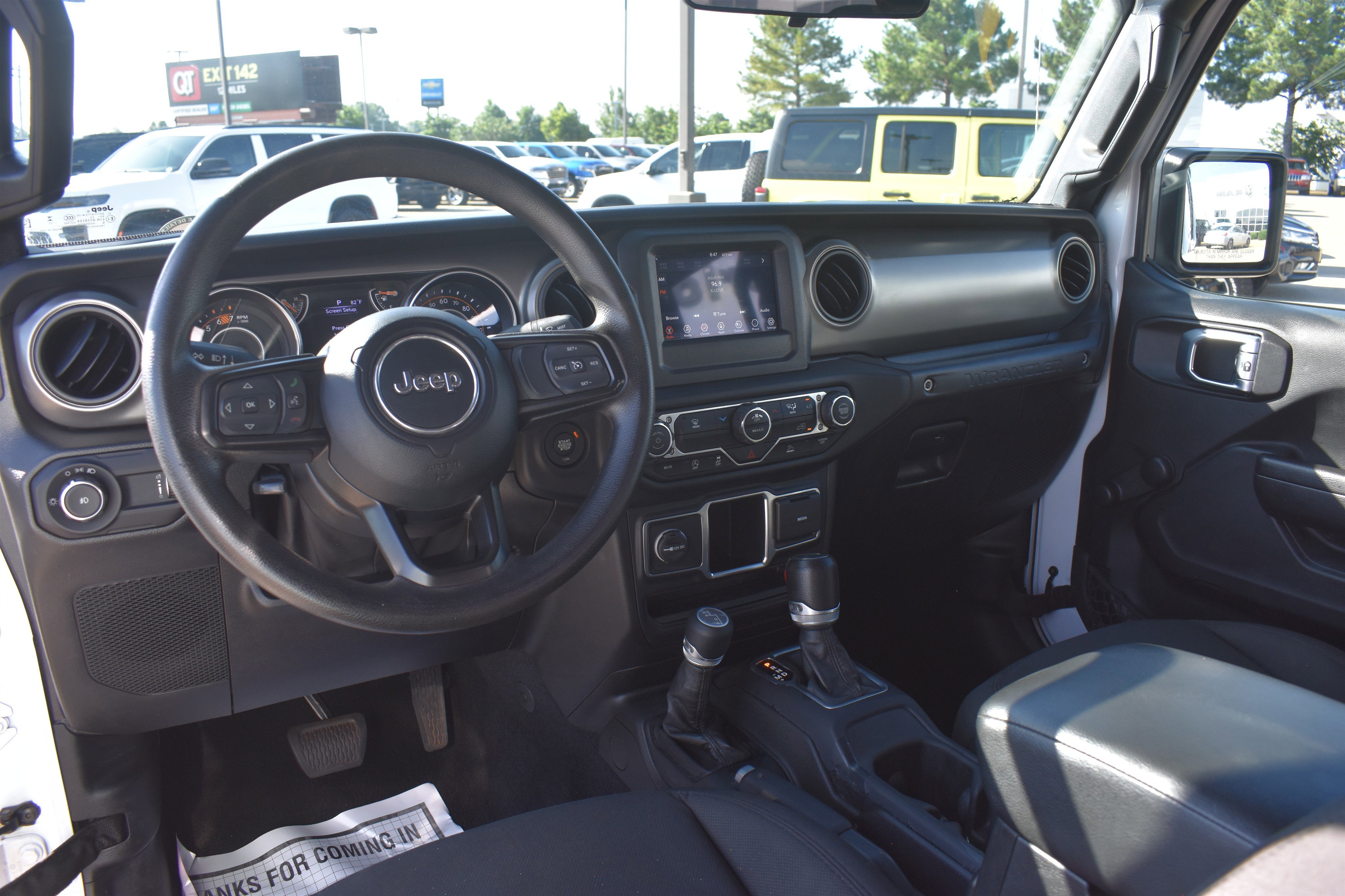 2023 Jeep Wrangler 4-Door Sport - Photo 16