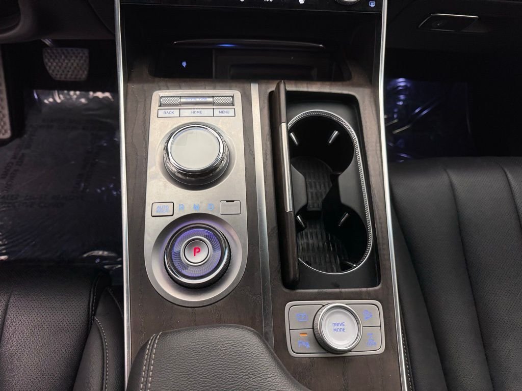 Used 2024 Silver Genesis 2.5T image 31