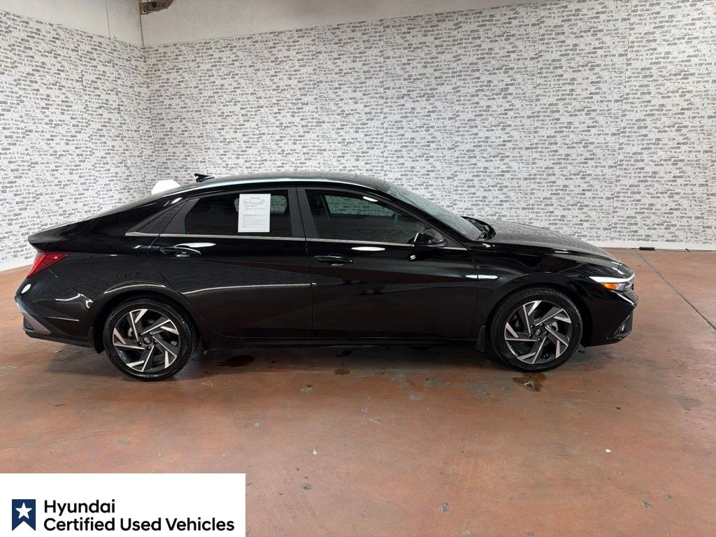 Certified Used 2024 Abyss Black Hyundai SEL image 9