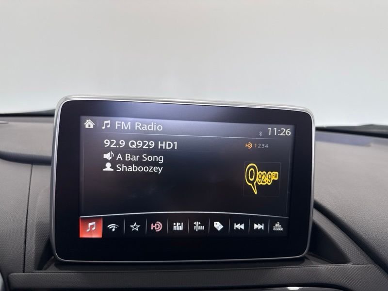 Used 2016 White Mazda Grand Touring image 29