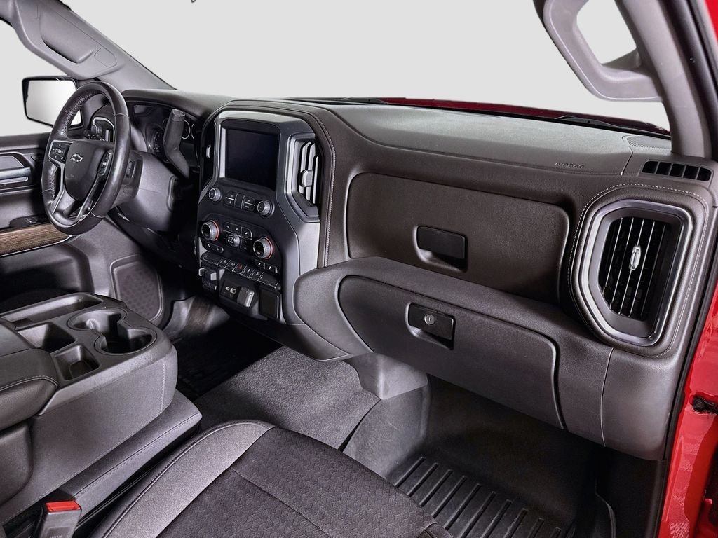 Used 2020 Red Chevrolet RST image 26