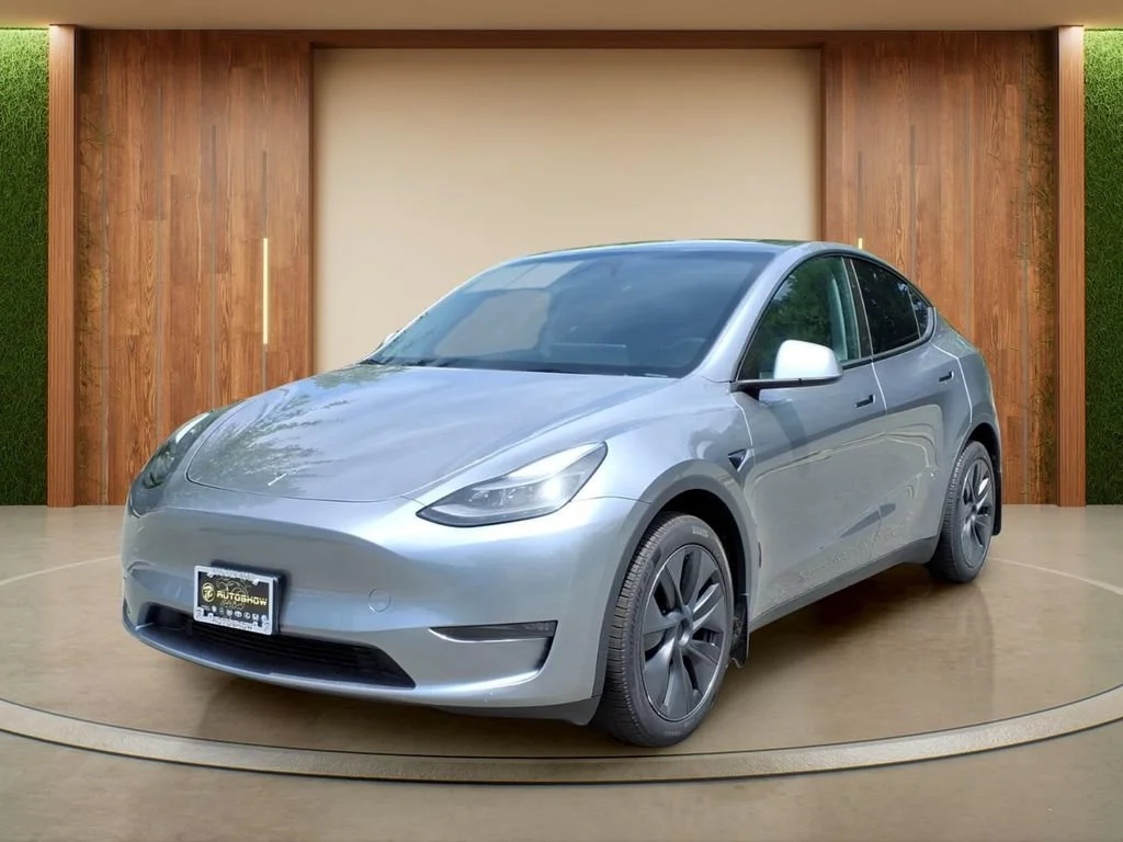 Used 2024 Gray Tesla Long Range Dual Motor All-Wheel Drive image 27