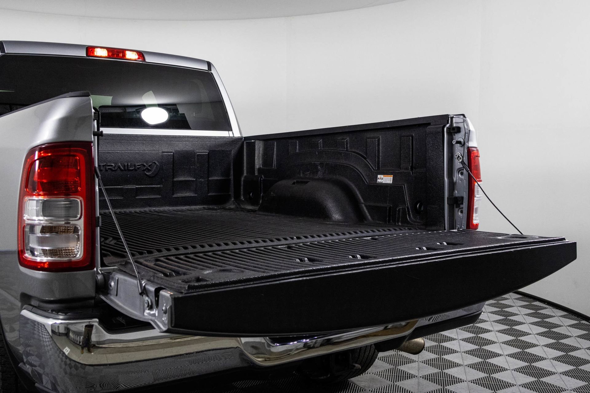 2024 RAM 2500 - Image 33