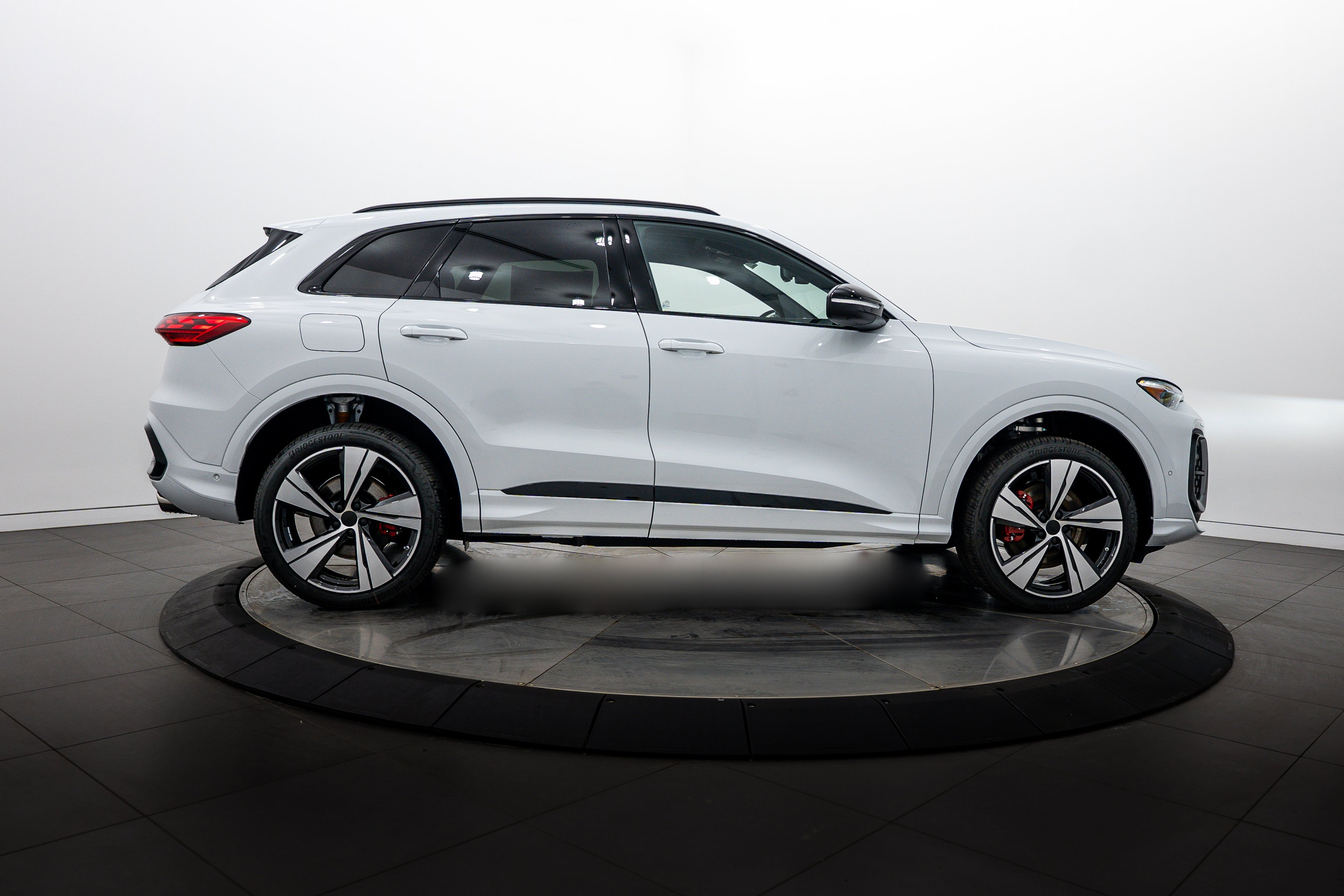 New 2026 Glacier White Audi Premium Plus image 3