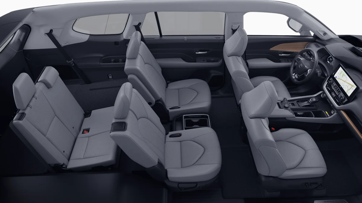 New 2026 Wind Chill Pearl Toyota Platinum image 22
