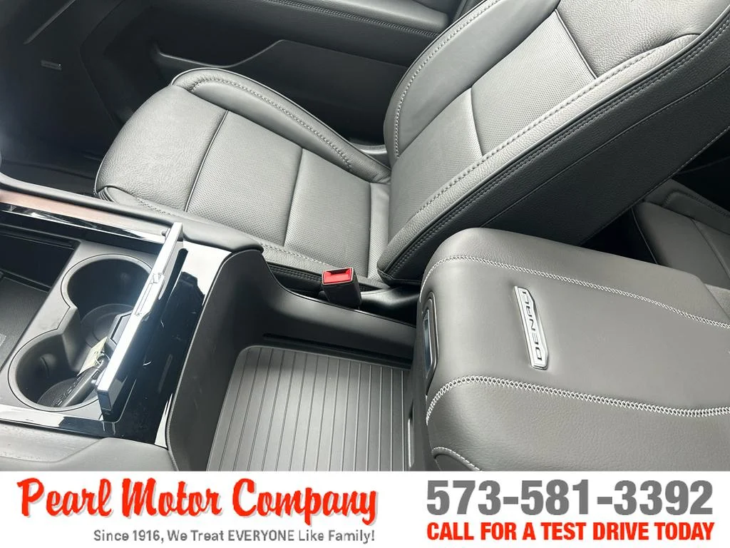 2026 GMC Yukon Denali - Photo 20