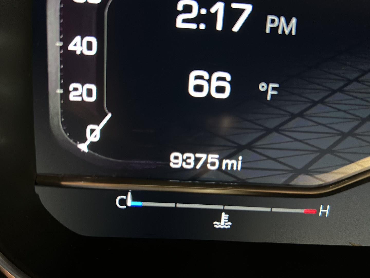 Used 2025 Onyx Black GMC Denali image 18