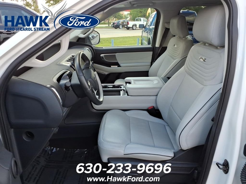 Used 2025 White Ford Platinum image 25