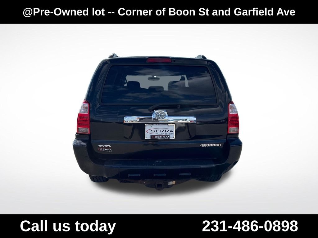 Used 2008 Black Toyota SR5 image 4