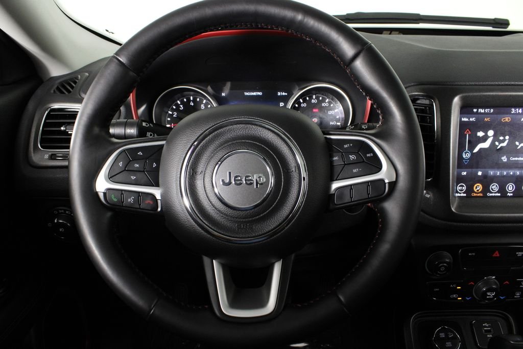Used 2020 Gray Jeep Trailhawk image 26