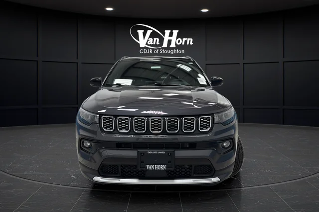 Used 2024 Gray Metallic Jeep Limited image 2