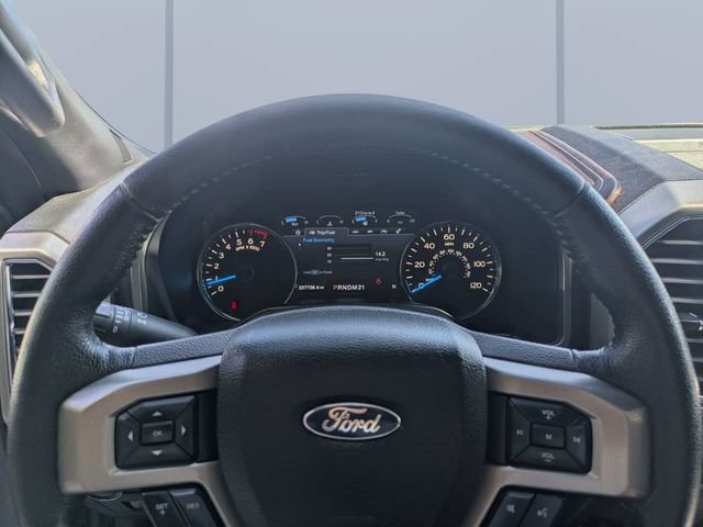 Used 2015 Silver Ford Platinum image 28