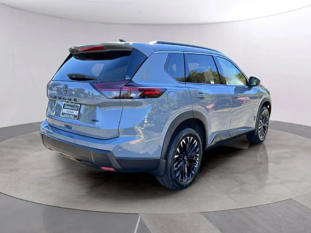 New 2027 Gun Metallic Nissan Dark Armor image 3