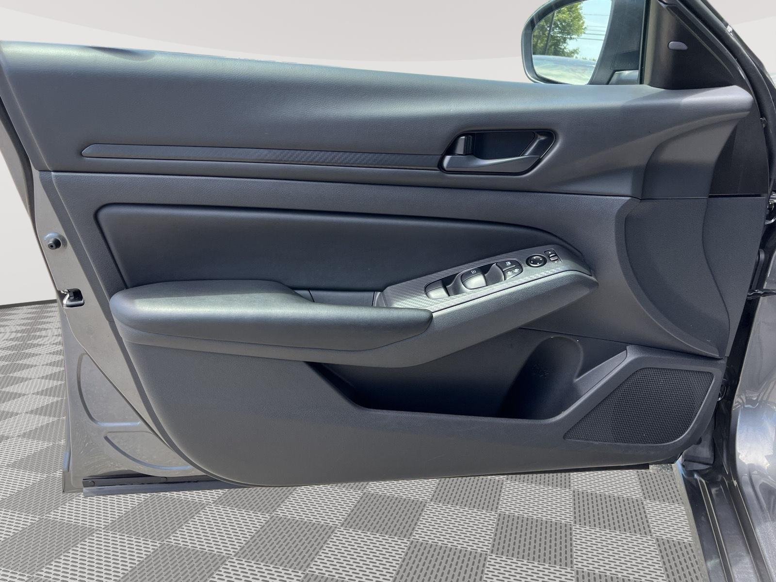 Used 2025 Gun Metallic Nissan S image 16