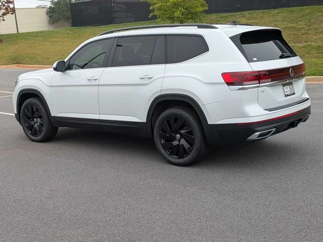 2026 Volkswagen Atlas SE w/Tech - Photo 6