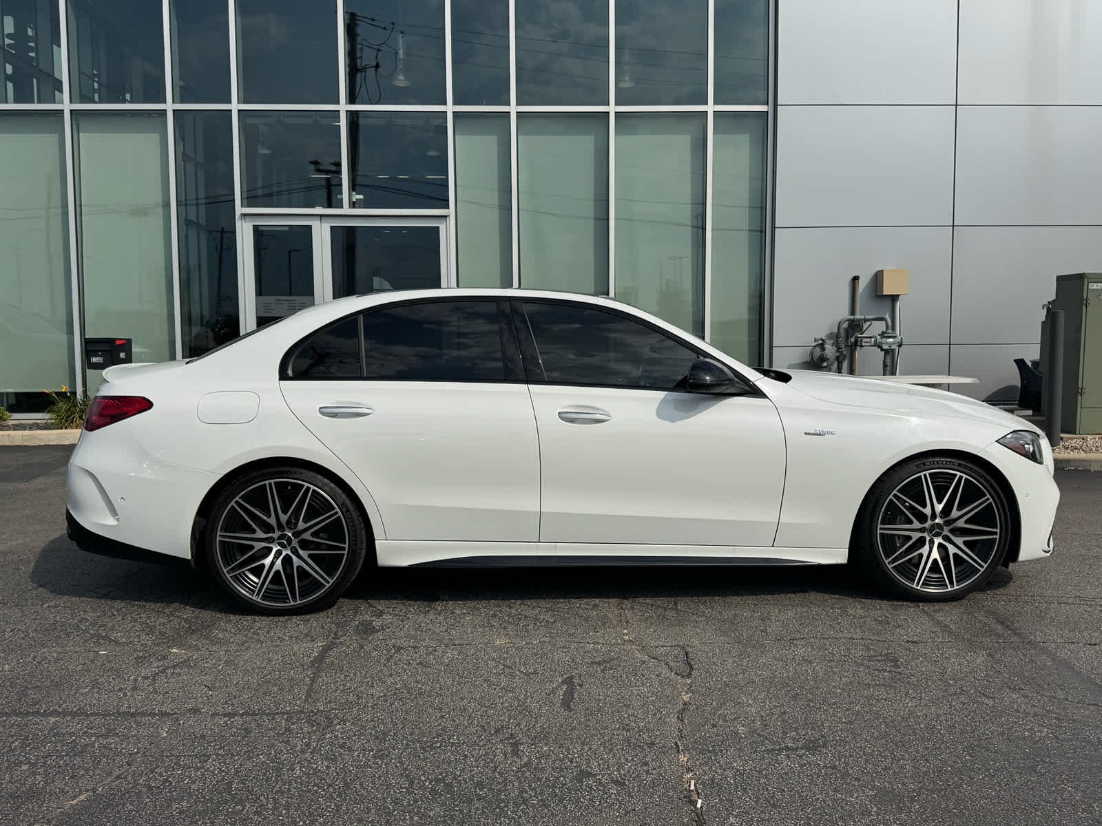 Certified Used 2023 MANUFAKTUR Moonlight White Metallic Mercedes-Benz AMG® C 43 image 10