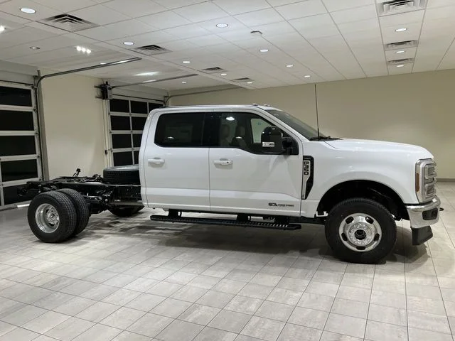 New 2026 White Ford Lariat image 6