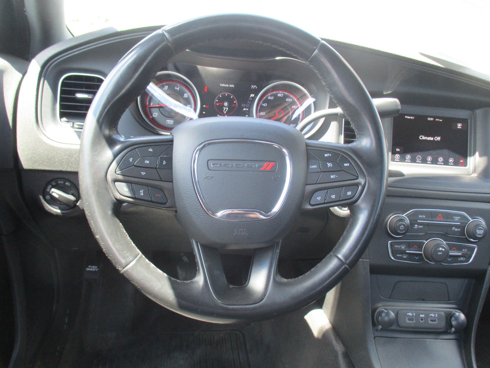 Used 2023 WHITE Dodge Police image 17