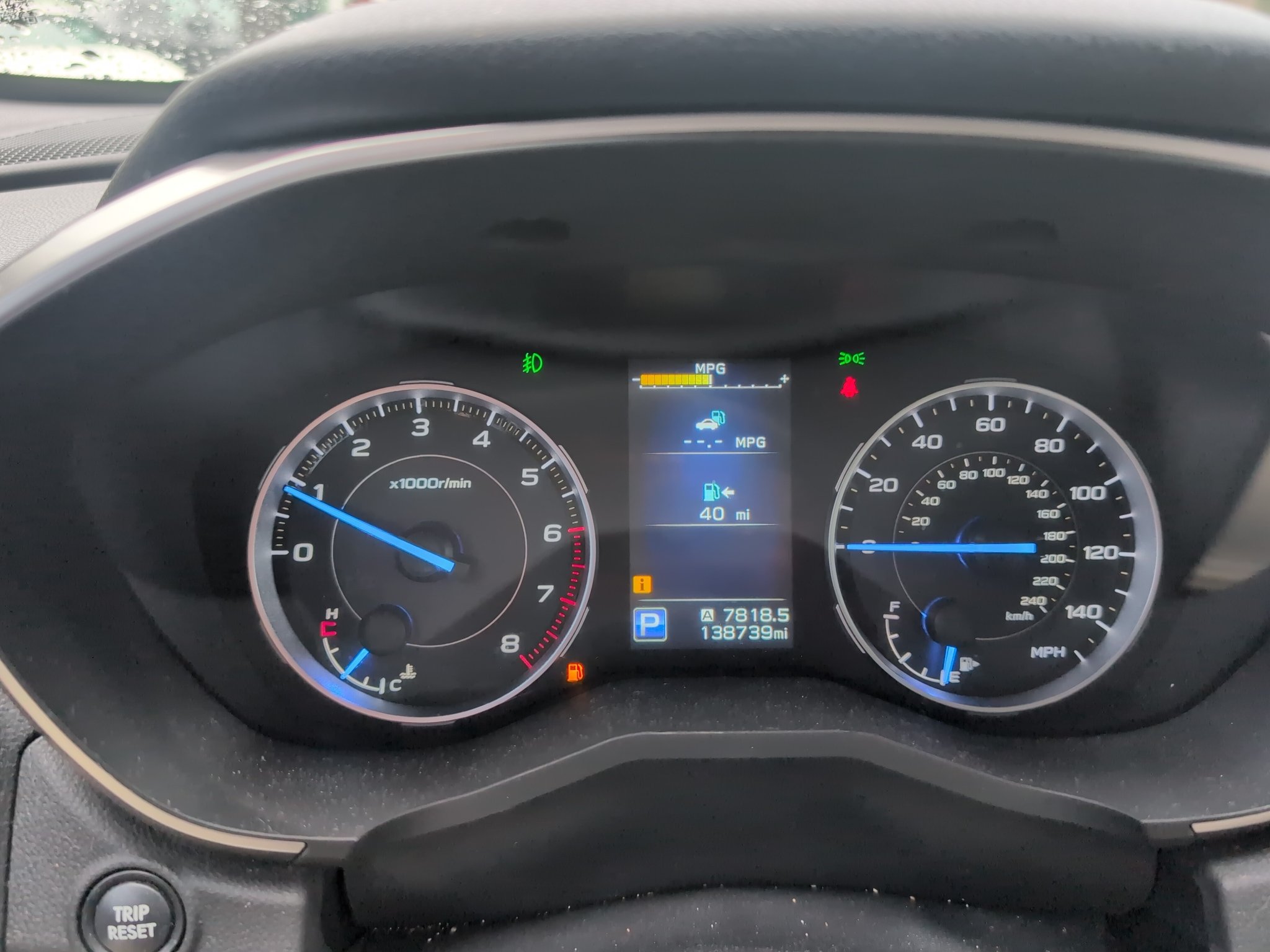 Used 2020 Crystal White Pearl Subaru Limited image 4