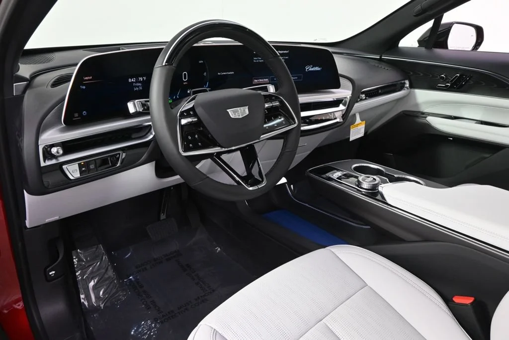 2026 Cadillac LYRIQ Luxury - Photo 11