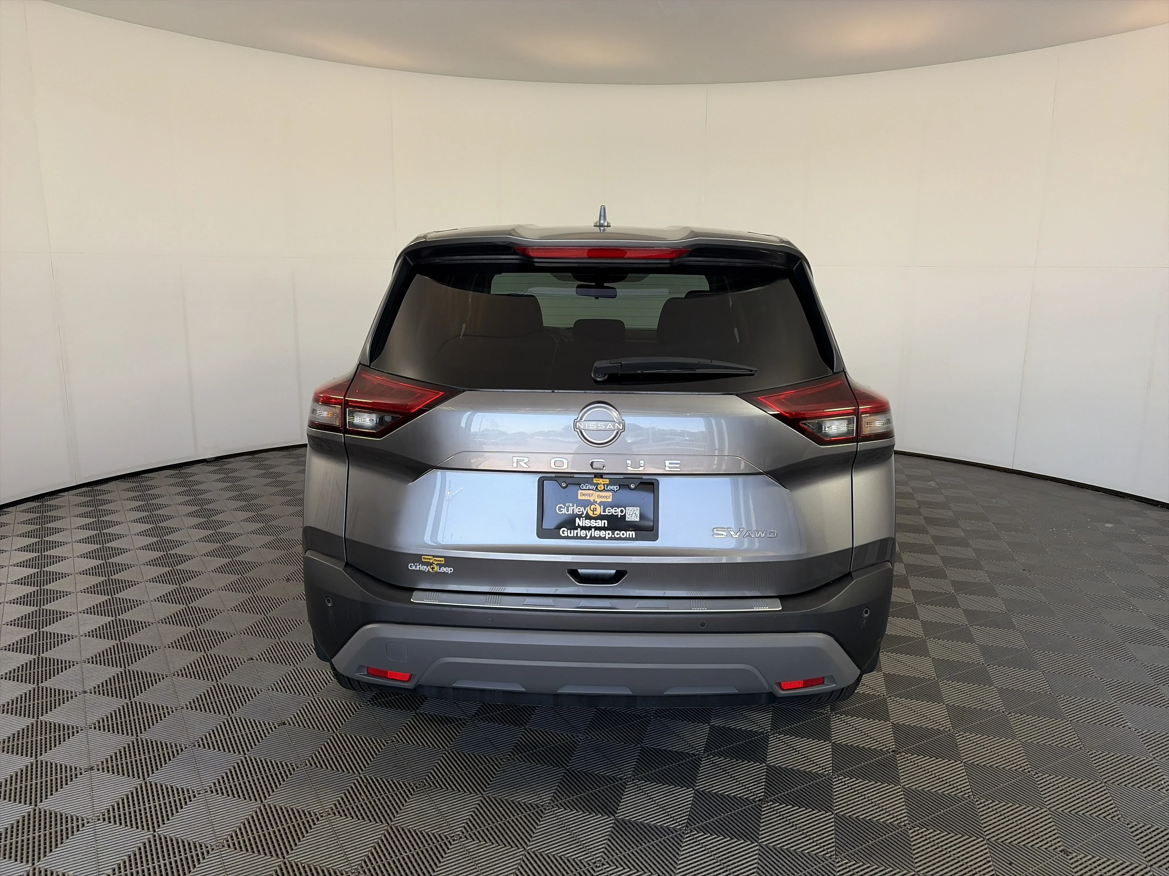 Used 2023 Gun Metallic Nissan SV image 10