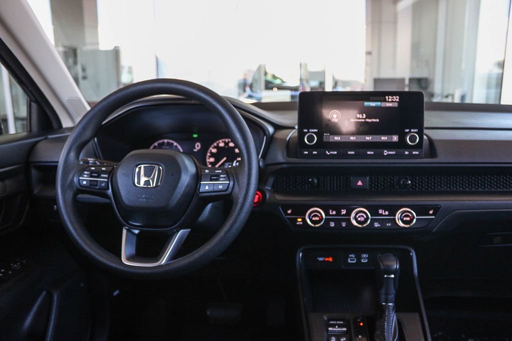 2025 Honda CR-V EX - Photo 13