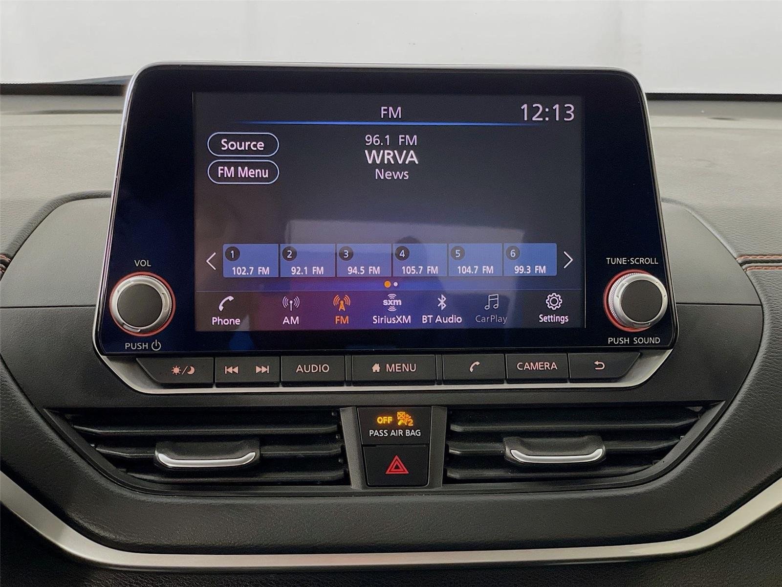 Used 2022 Deep Blue Pearl Nissan 2.5 SR image 17
