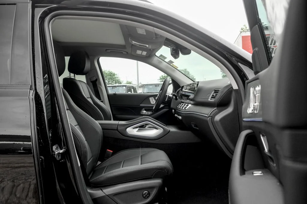 New 2026 Obsidian Black Metallic Mercedes-Benz GLS 450 image 24