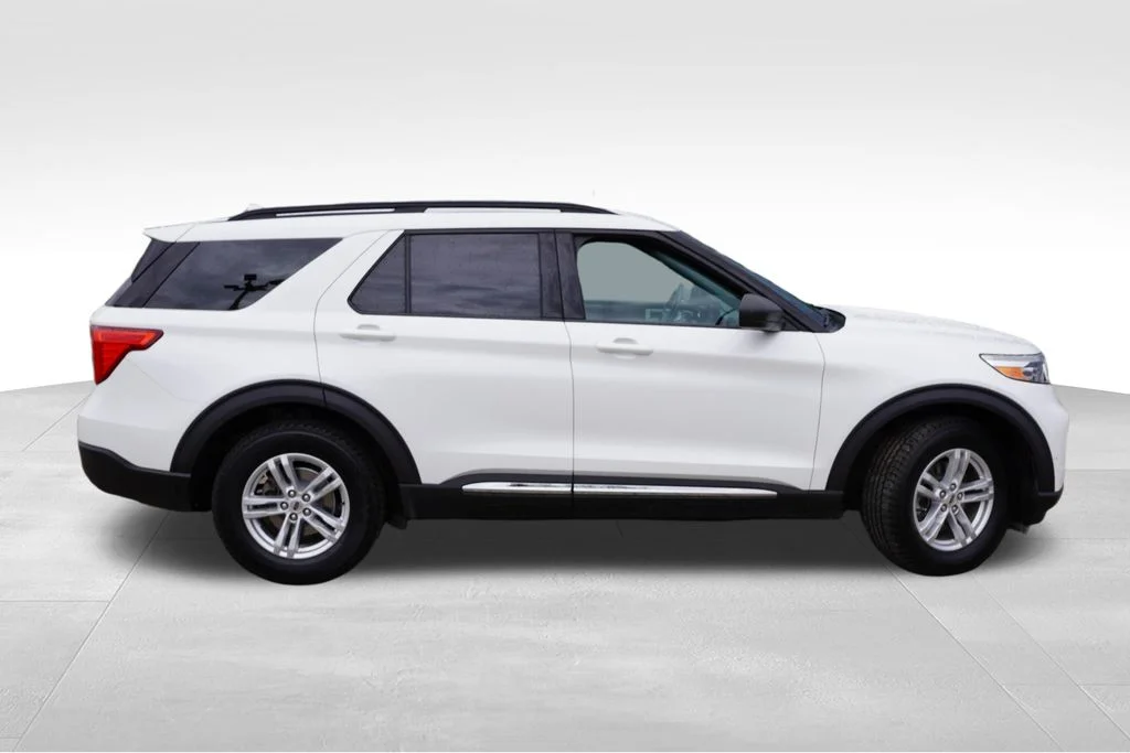 Used 2020 White Ford XLT image 3