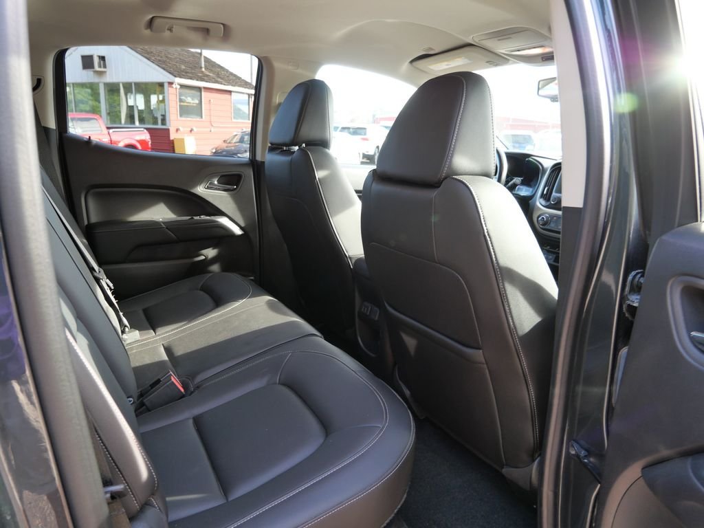 Used 2017 Gray GMC SLT image 13