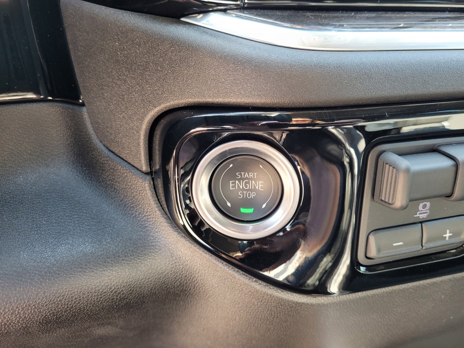 2025 Chevrolet Silverado 2500 HD LTZ - Photo 35