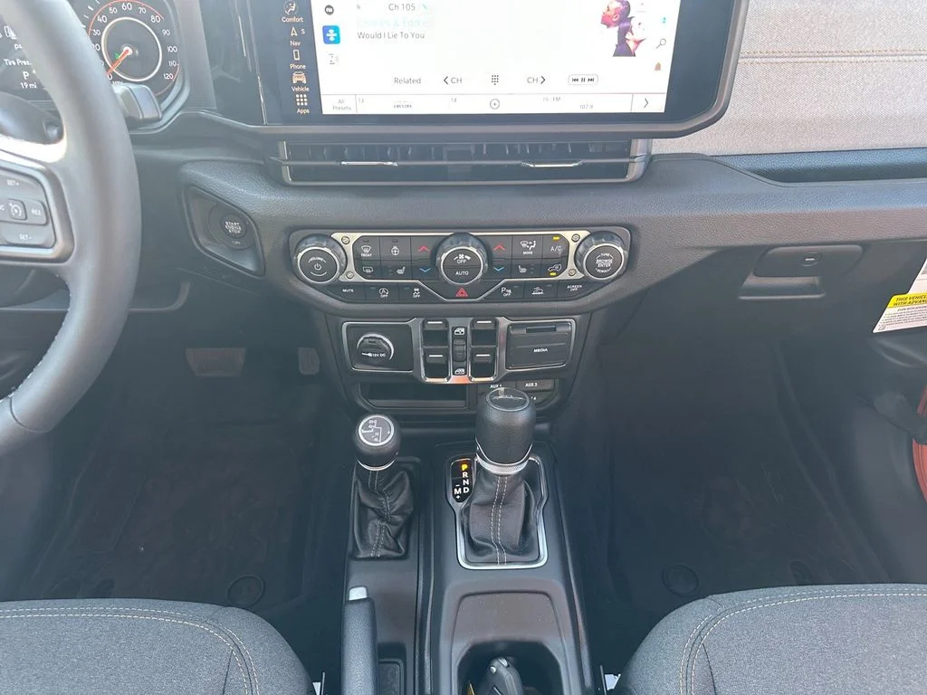 2025 Jeep Gladiator Sport S - Photo 13