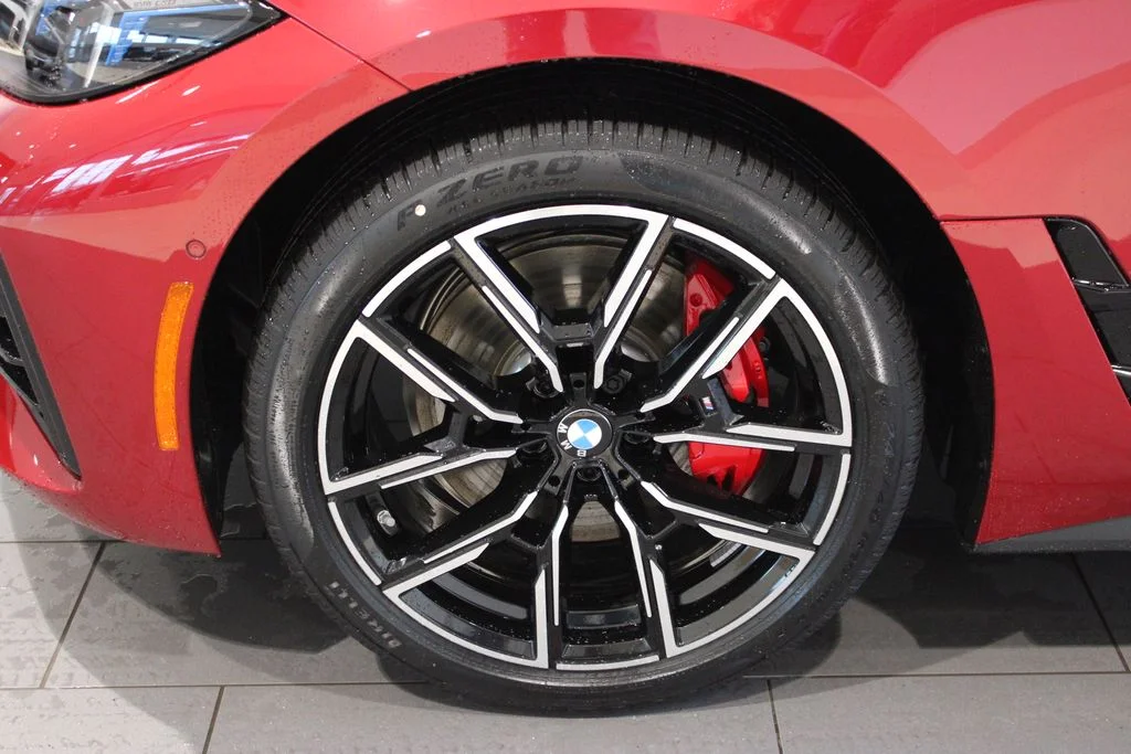 New 2026 Vegas Red Metallic BMW M440i xDrive image 25