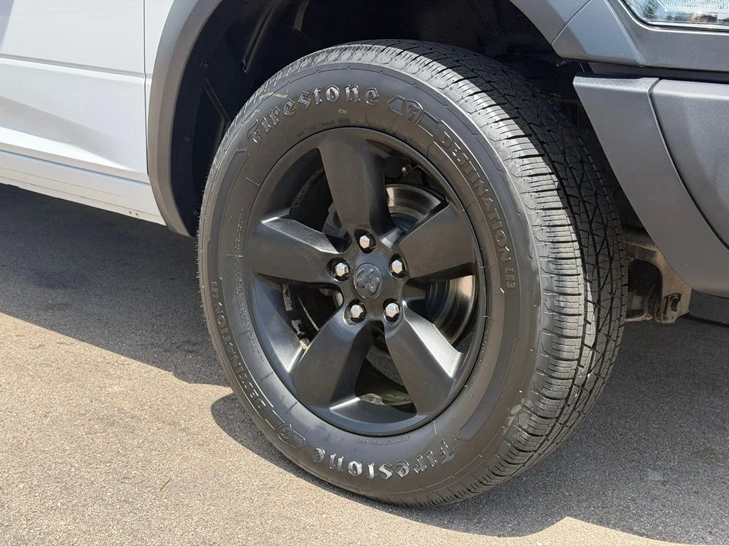 Used 2019 White Ram Warlock image 25