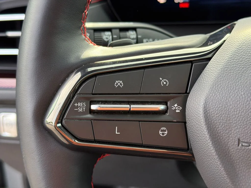Used 2025 Gray Chevrolet RS image 25