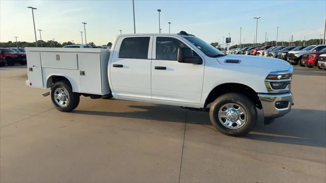 New 2026 Bright White Clear-Coat Exterior Paint RAM Tradesman image 3