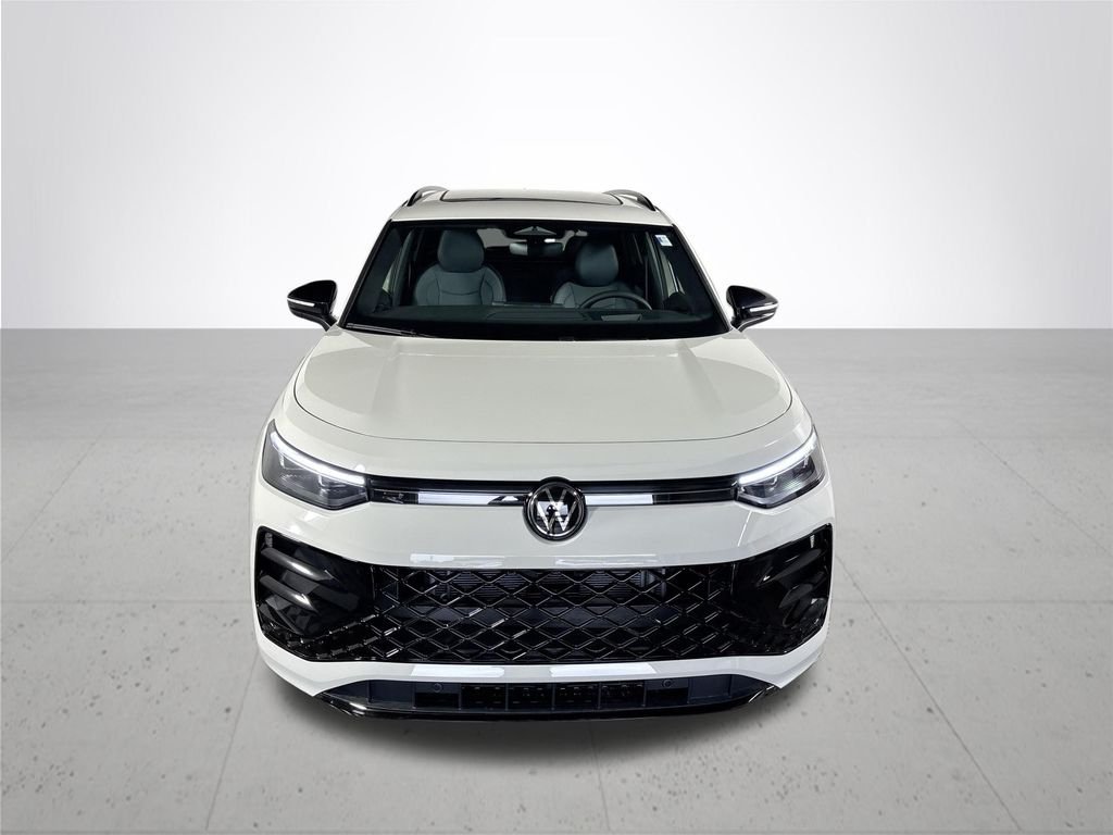 New 2026  Volkswagen SE R-Line Black image 3