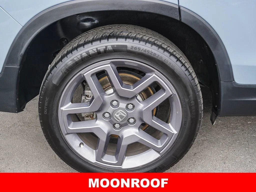 Used 2023  Honda EX-L image 8