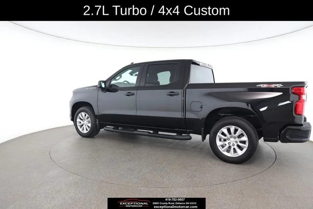 Used 2024 Black Chevrolet Custom image 9