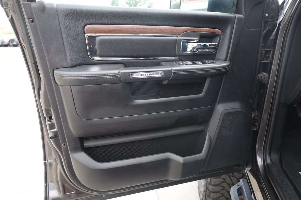 Used 2017 Granite Crystal Ram Laramie image 10