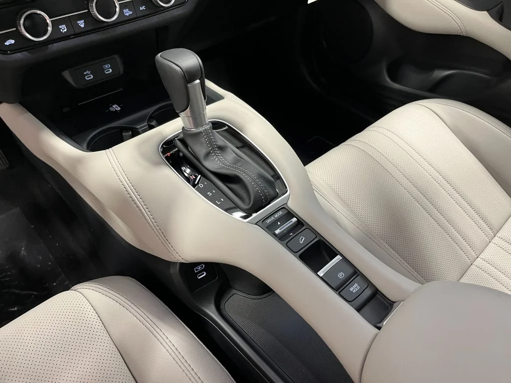 New 2027 Platinum White Honda EX-L image 22