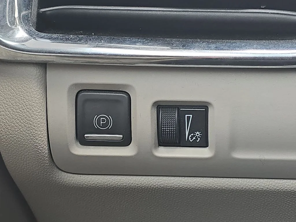 2023 Cadillac XT4 Premium Luxury - Photo 18