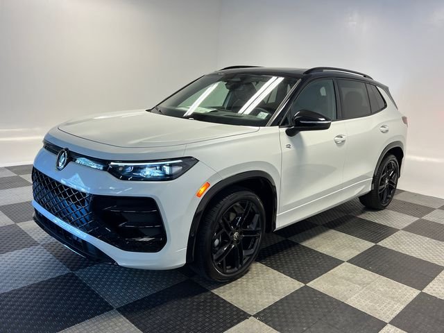 New 2026 White Volkswagen 2.0T SE R-Line Black image 3