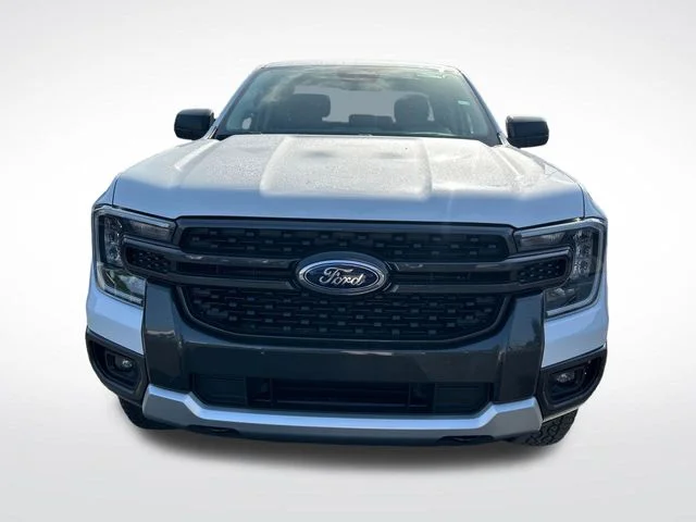 New 2026 Oxford White Ford XLT image 8